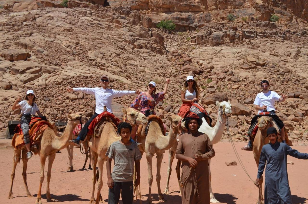 Stars Life Camp-Tour Hotel Wadi Rum Exterior foto